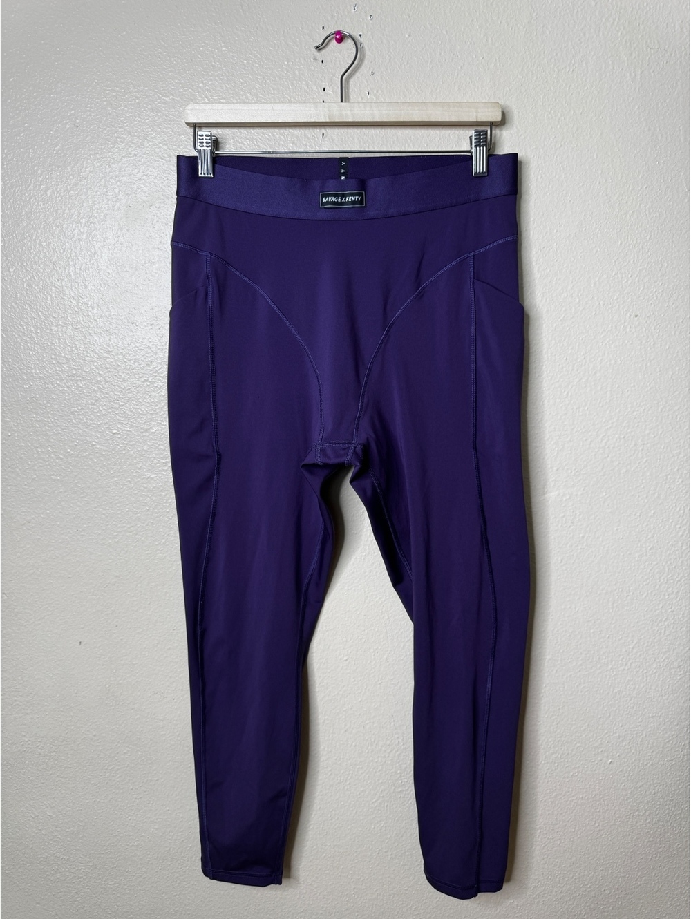 Savage X Fenty Women’s XL Purple High Rise Side Pocket 7/8 Athletic Leggings